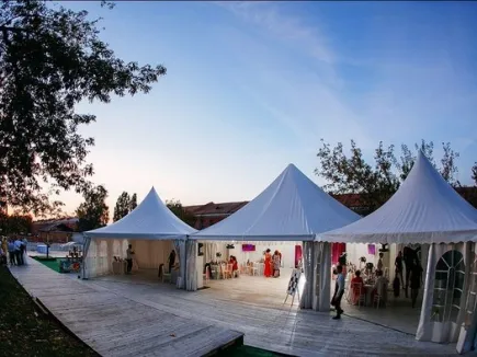  Компания VANIL rental: «Наша основная особенность заключается в том, что мы входим в группу компаний VANIL которая предлагает полный спектр ивент- услуг»