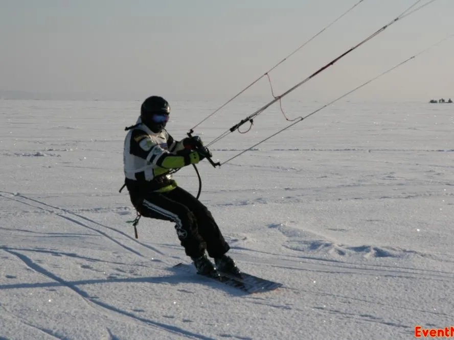 Школа кайтинга и виндсерфинга: «Мы первыми начали учить нижегородцев кайтингу»