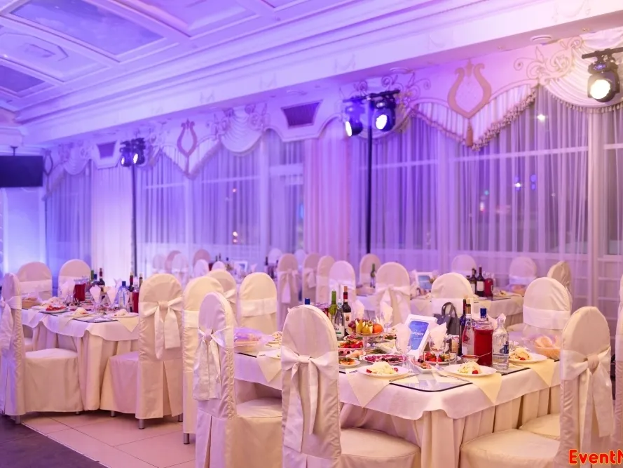  Банкетные залы «Березовая роща»: «Часто работаем с большими банкетами и свадьбами»