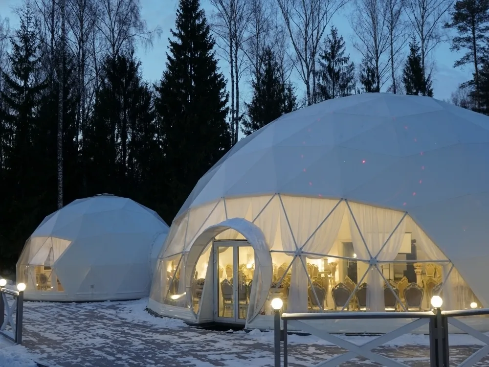 СВАДЬБА В БАНКЕТНОМ ЗАЛЕ НА ПРИРОДЕ