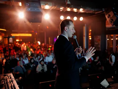 Ведущий Петр Лапин: «Ведущий – это артист!»