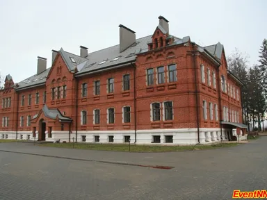 Загородный клуб «Малиновая слобода»: «Только наш загородный клуб может предложить размещение в особняке 19 века»