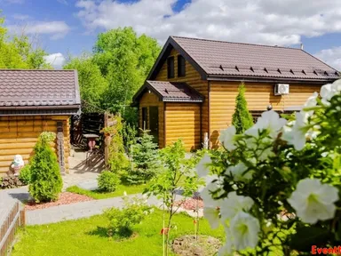 Гостевые дома в живописной локации на берегу озера