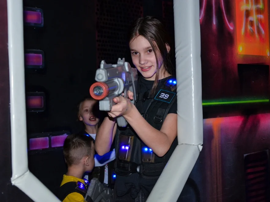 Детский праздник в лазертаг-центре Космопарк Детский праздник в лазертаг-центре Космопарк