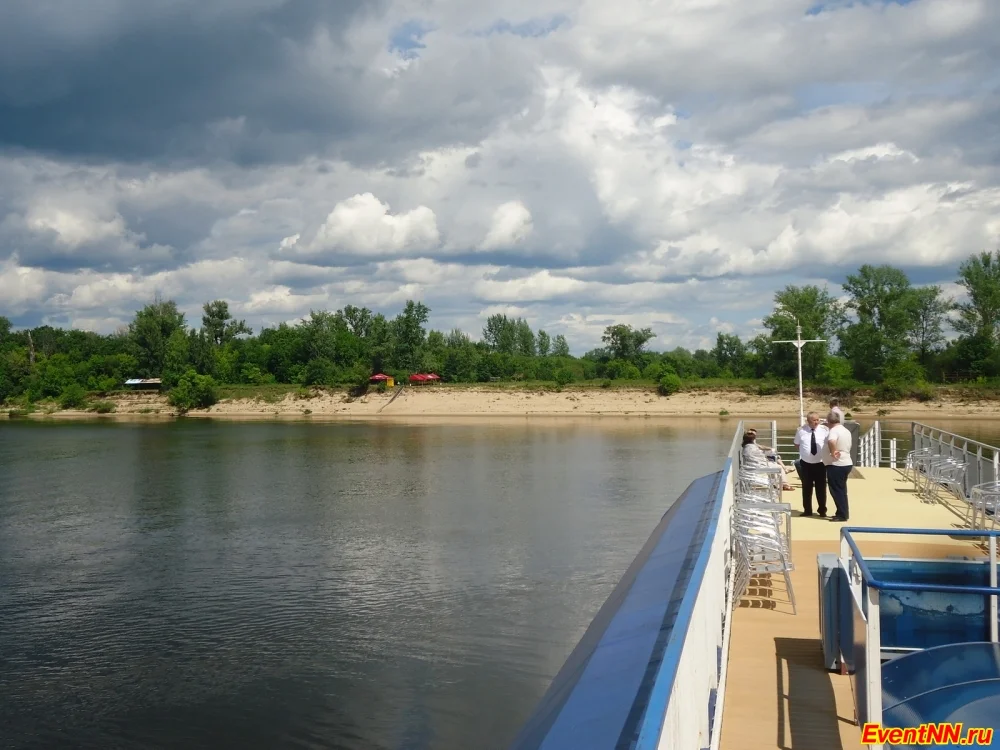 самоходный плавучий ресторан теплохода Садко, ресторан на теплоходе, свадьба, корпоратив, юбилей на теплоходе