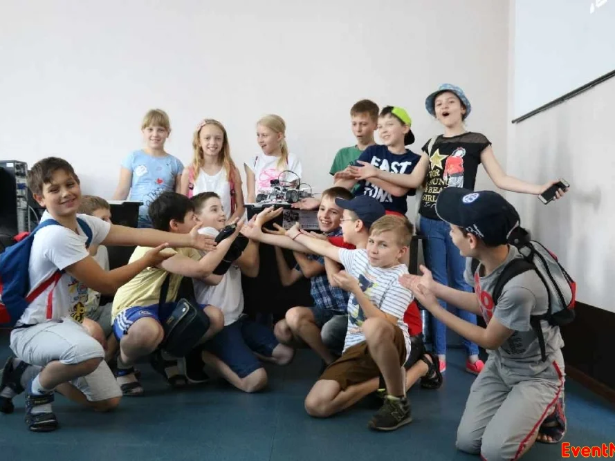 компьютерная академия Шаг, IT-каникулы для детей