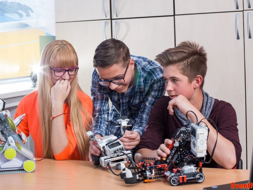 компьютерная академия Шаг, IT-каникулы для детей