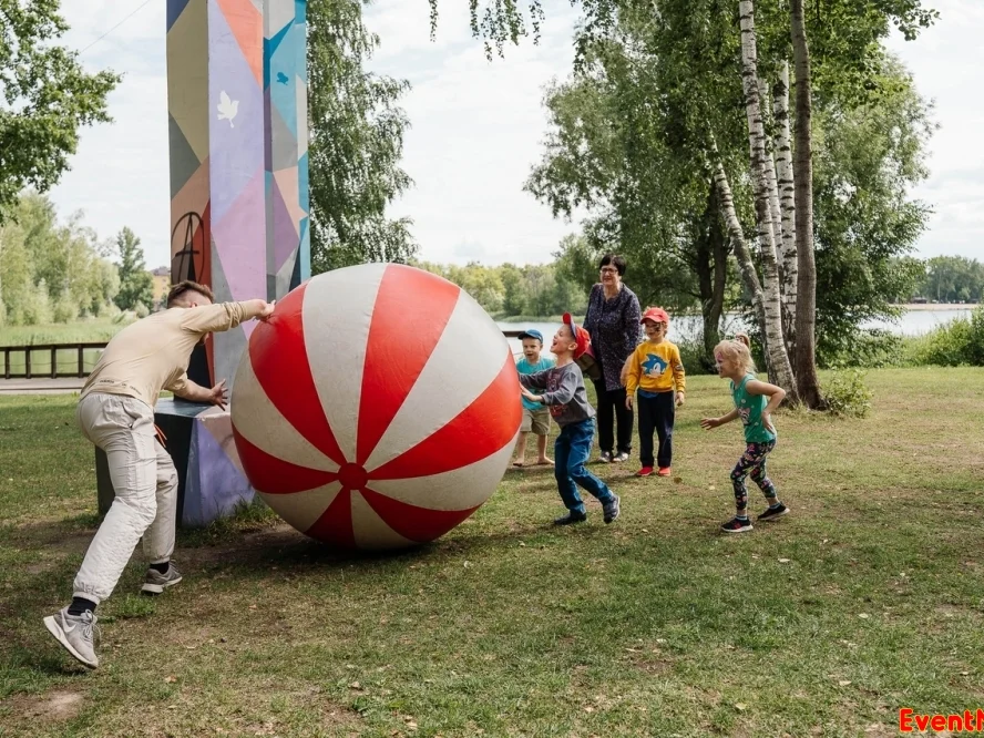 ДаРа батуты и аттракционы на ваш праздник, батуты и аттракционы для детских праздников, тимбилдингов и корпоративов